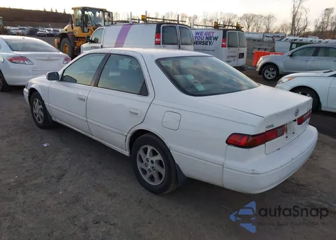 1999 Toyota Camry Le V6 from USA, damaged, VIN JT2BF28K9X0211337